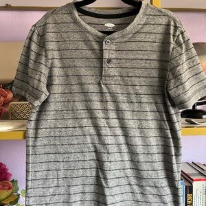 Boys Old Navy Henley Tee Large
